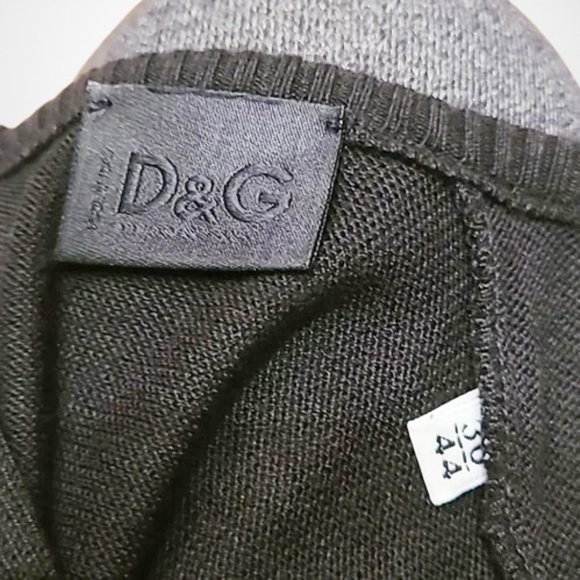 Dolce & Gabbana 2 Piece Sweater Set Absolutely Beautiful Size: 44 - Picture 13 of 16